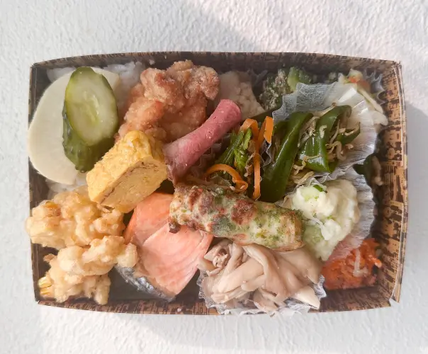 ソトメグロ和弁当PRO